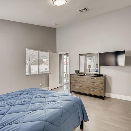 Luxurious House With A Pool, Spa, And Patio, Sleeps 6 Comfortably Las Vegas Esterno foto