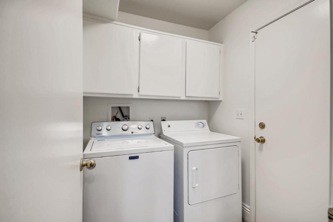 Luxurious House With A Pool, Spa, And Patio, Sleeps 6 Comfortably Las Vegas Esterno foto