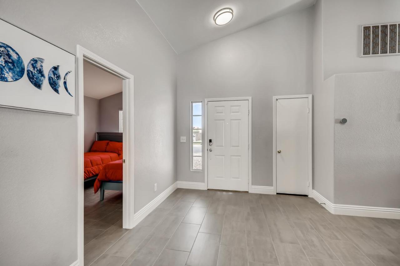 Luxurious House With A Pool, Spa, And Patio, Sleeps 6 Comfortably Las Vegas Esterno foto