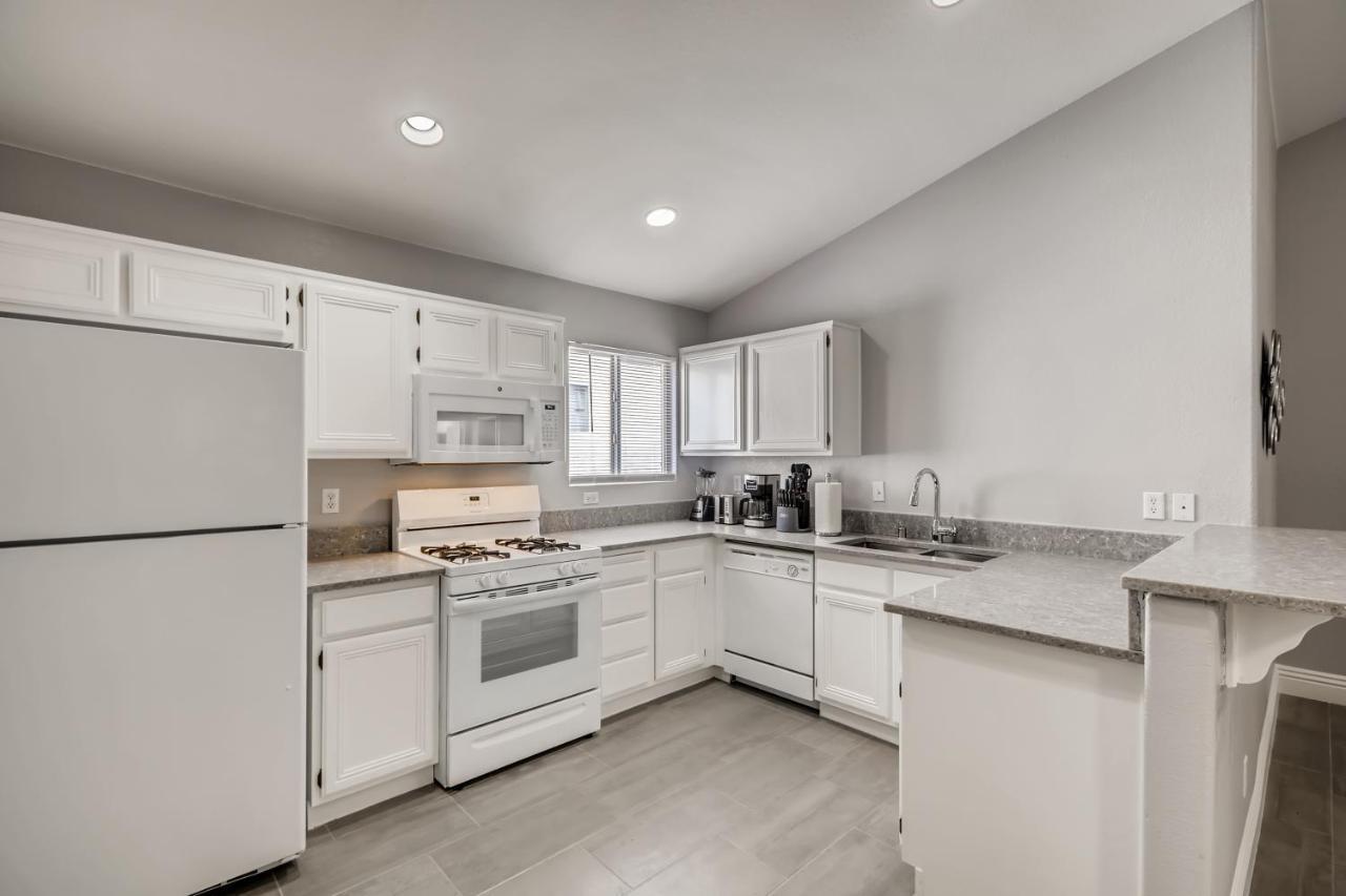 Luxurious House With A Pool, Spa, And Patio, Sleeps 6 Comfortably Las Vegas Esterno foto